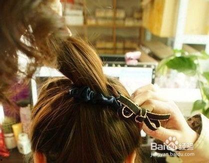 成人烫发扎头绳视频大全